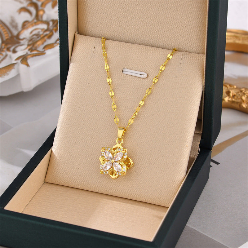 Rotating Clover Necklace Women'S Sweater Chain Clavicle Chain