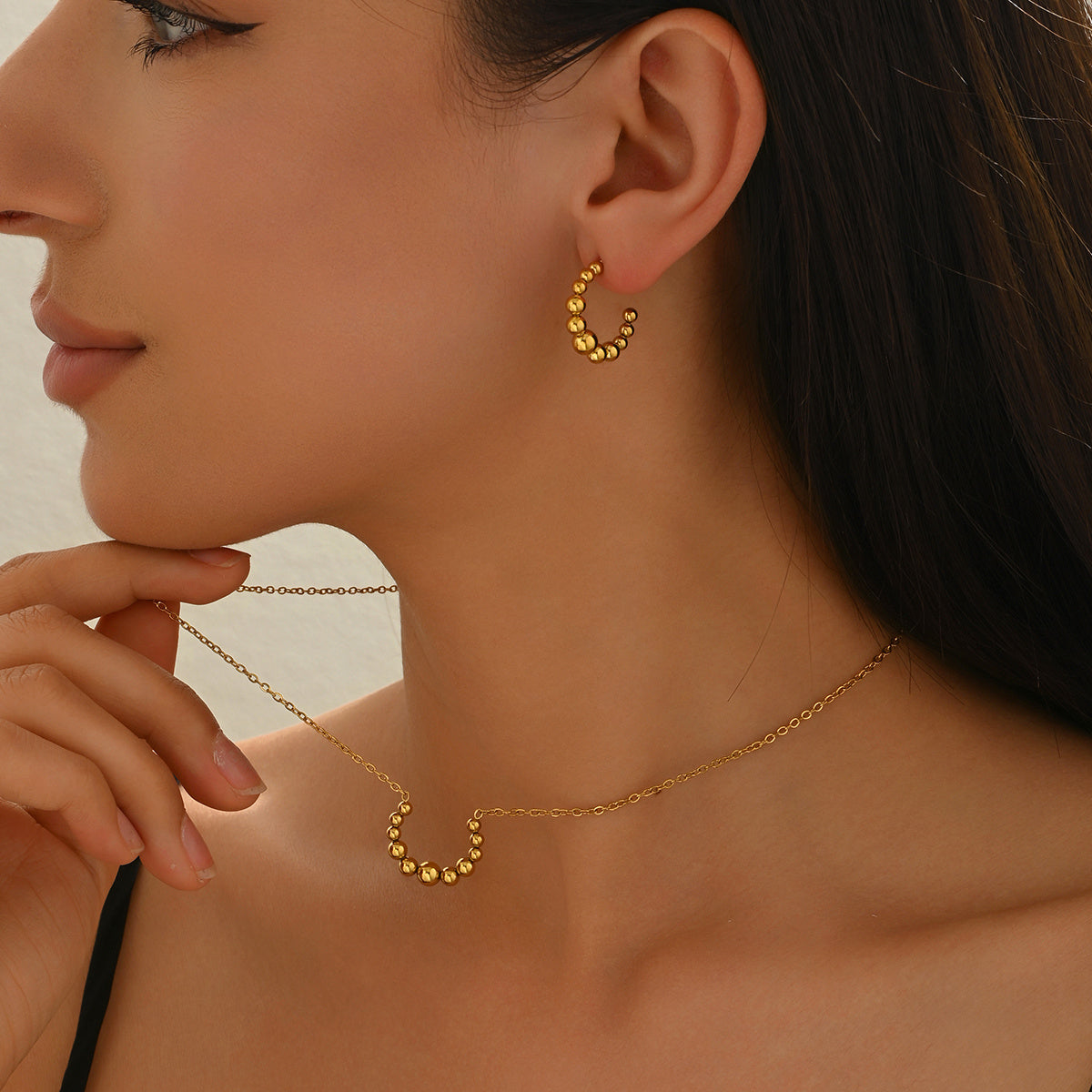 Lxalry Golden Jewelry Set - Crescent Pendant Necklace & Earrings, Minimalist Metal Accessories, Elegant Everyday Jewelry, Perfect For Black Outfits, Dainty Clavicle Chain